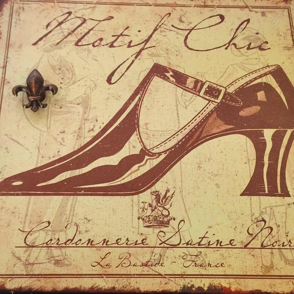 Motif Chic French Vintage Style Tin Metal Wall Art Shoe Sign with Magnet 9.5x9.5